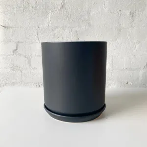 Ceramic Pot | Black | 22cm
