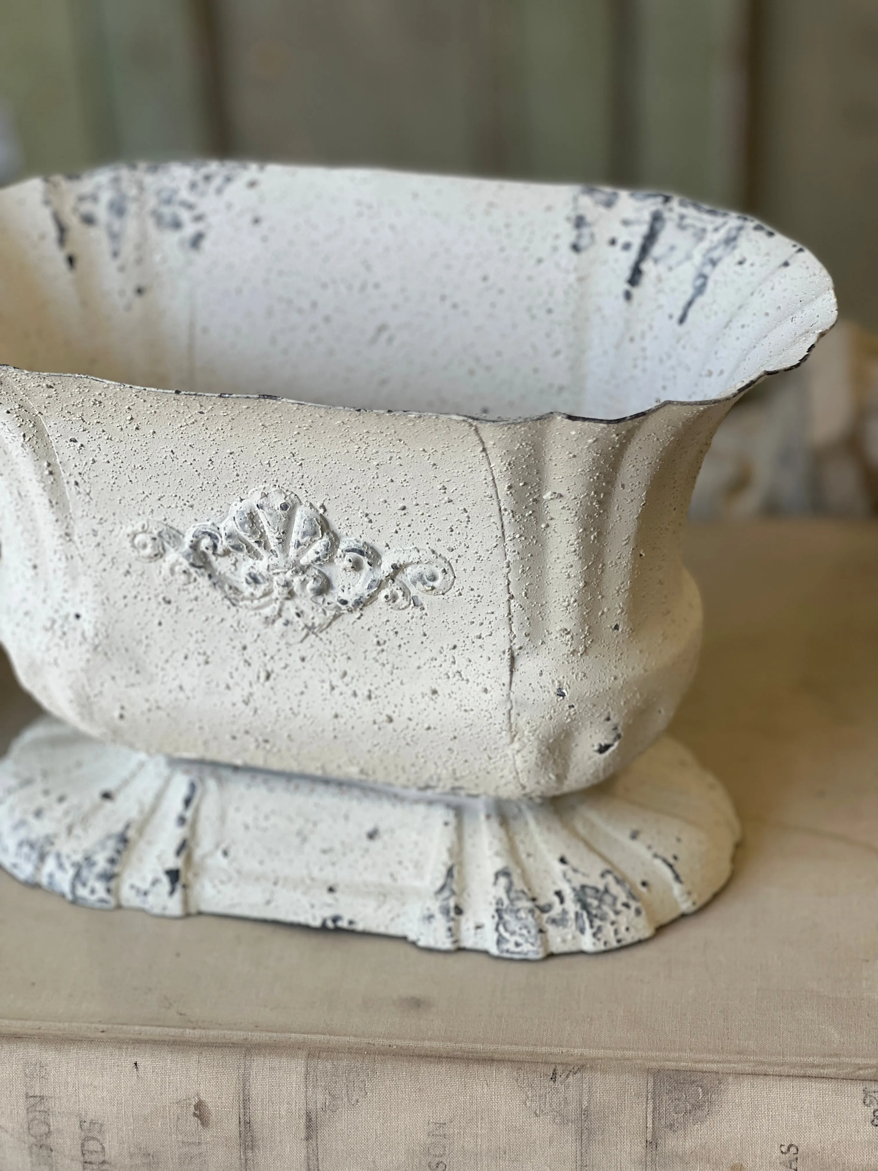 Duchess Planter | 11" | NOT CURRENTLY IN STOCK-New For Spring 2025!
